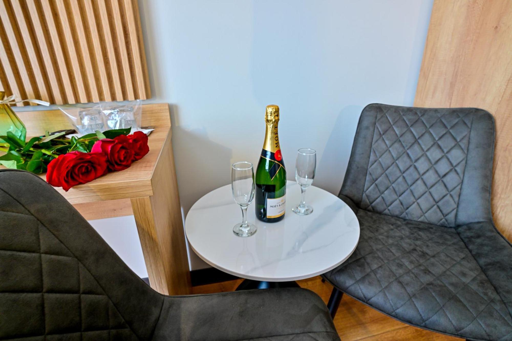Hotel Class Hermannstadt エクステリア 写真